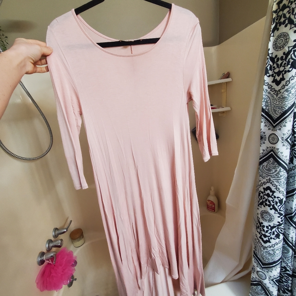 Dress - Picture 3 of 3